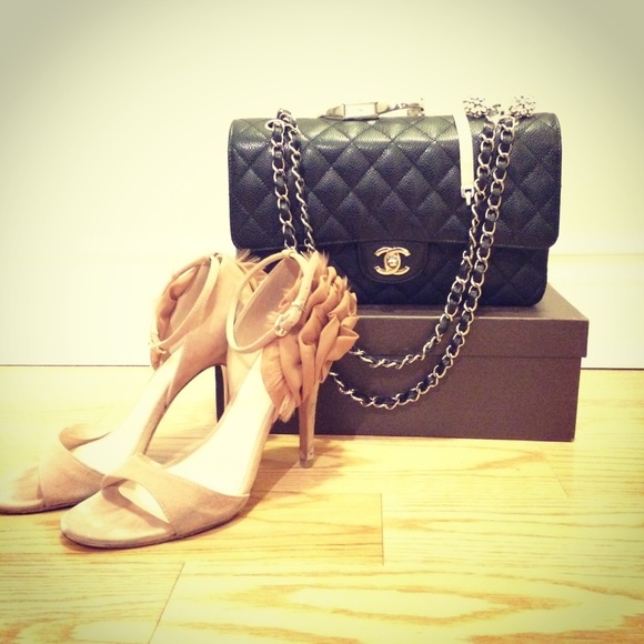 Meet your Posher, Angela - Picture 1 of 1